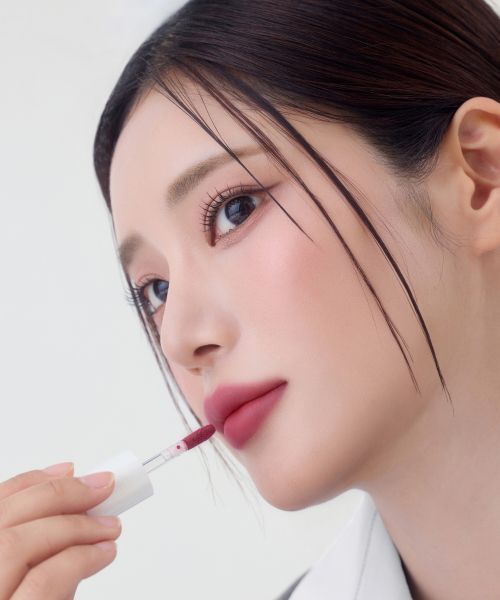 hevvymakeup blurring effect lip tint / Bite Me