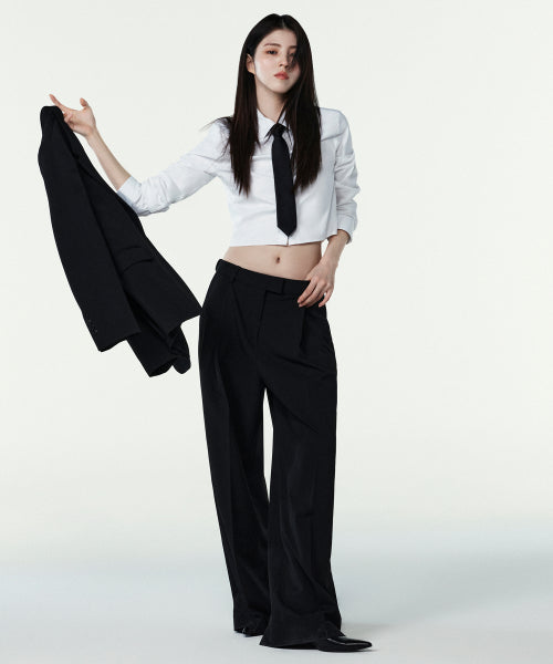 MUSINSA STANDARD WOMAN MUSINSA STANDARD WOMAN Women's Slim Fit Crop Shirt (White)