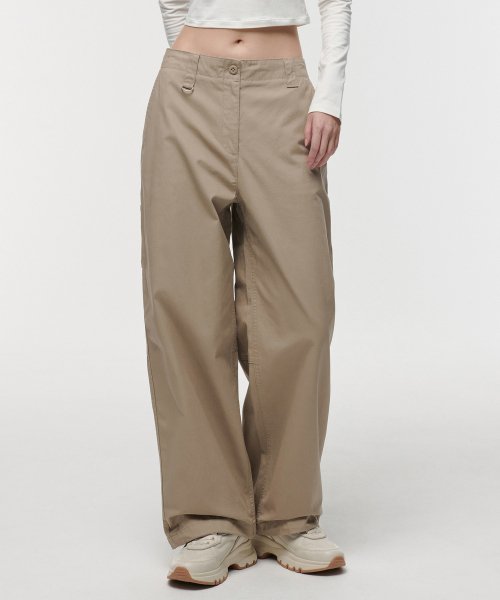 MUSINSA STANDARD WOMAN MUSINSA STANDARD WOMAN Women's Wide Carpenter Pants (Beige)