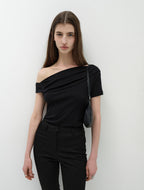 LOW TIDE [2nd REORDER] OFF SHOULDER DRAPE T-SHIRT [BLACK]