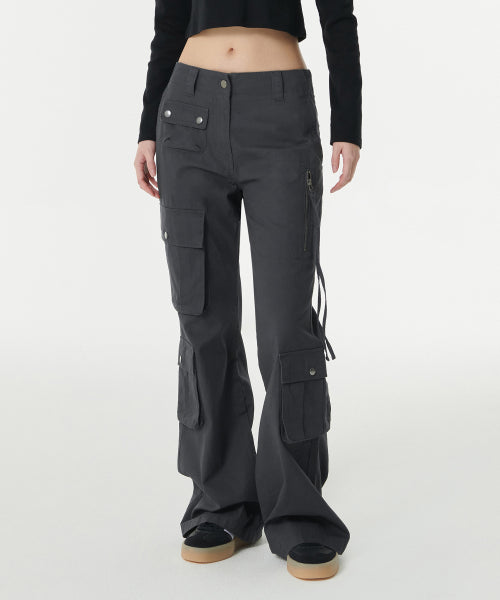 MUSINSA STANDARD WOMAN MUSINSA STANDARD WOMAN Women's Pants Semi Boot Cut Utility Cargo [Dark Gray]