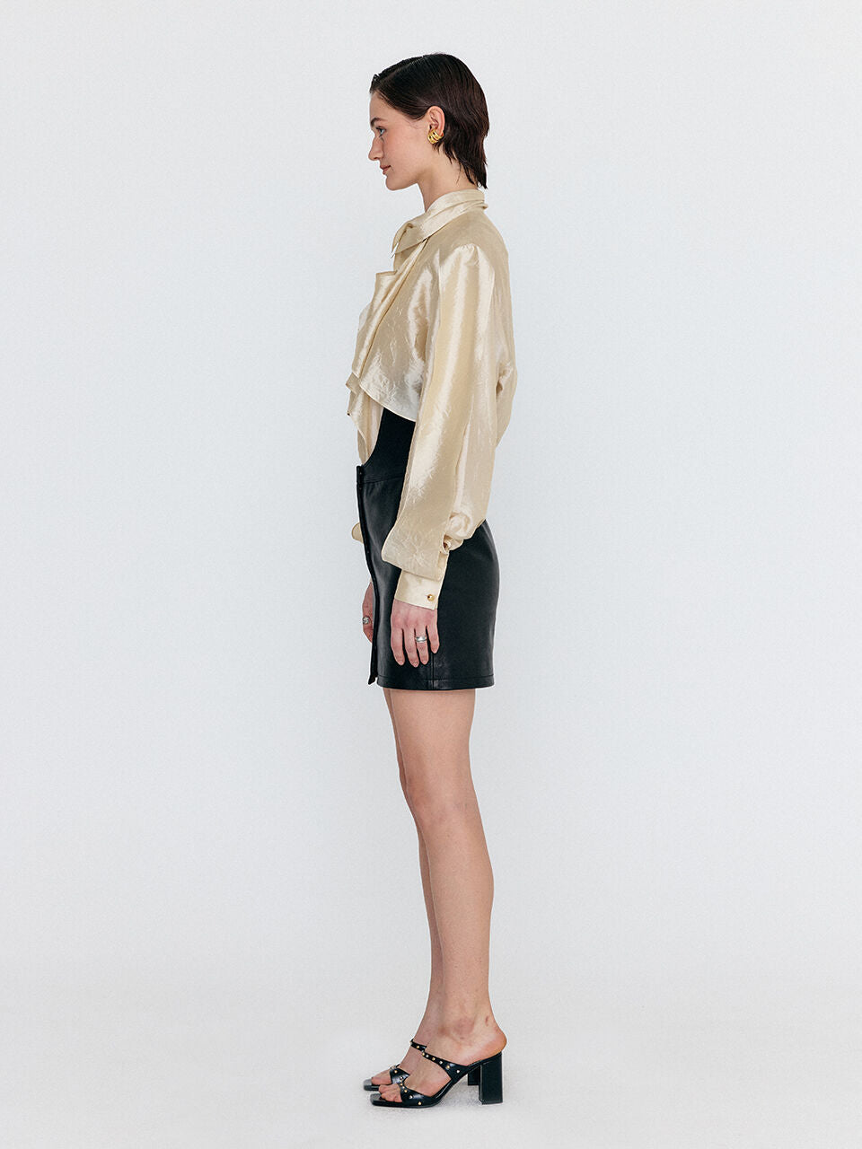 EENK EENK WANCY Caped Blouse - Light Beige