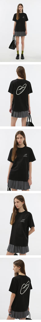 DUNST UNISEX HEART D LOGO T-SHIRT BLACK_UDTS6B140BK