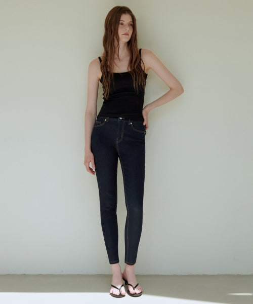 MUSINSA STANDARD WOMAN MUSINSA STANDARD WOMAN Women's Skinny Denim Pants [Deep Indigo]