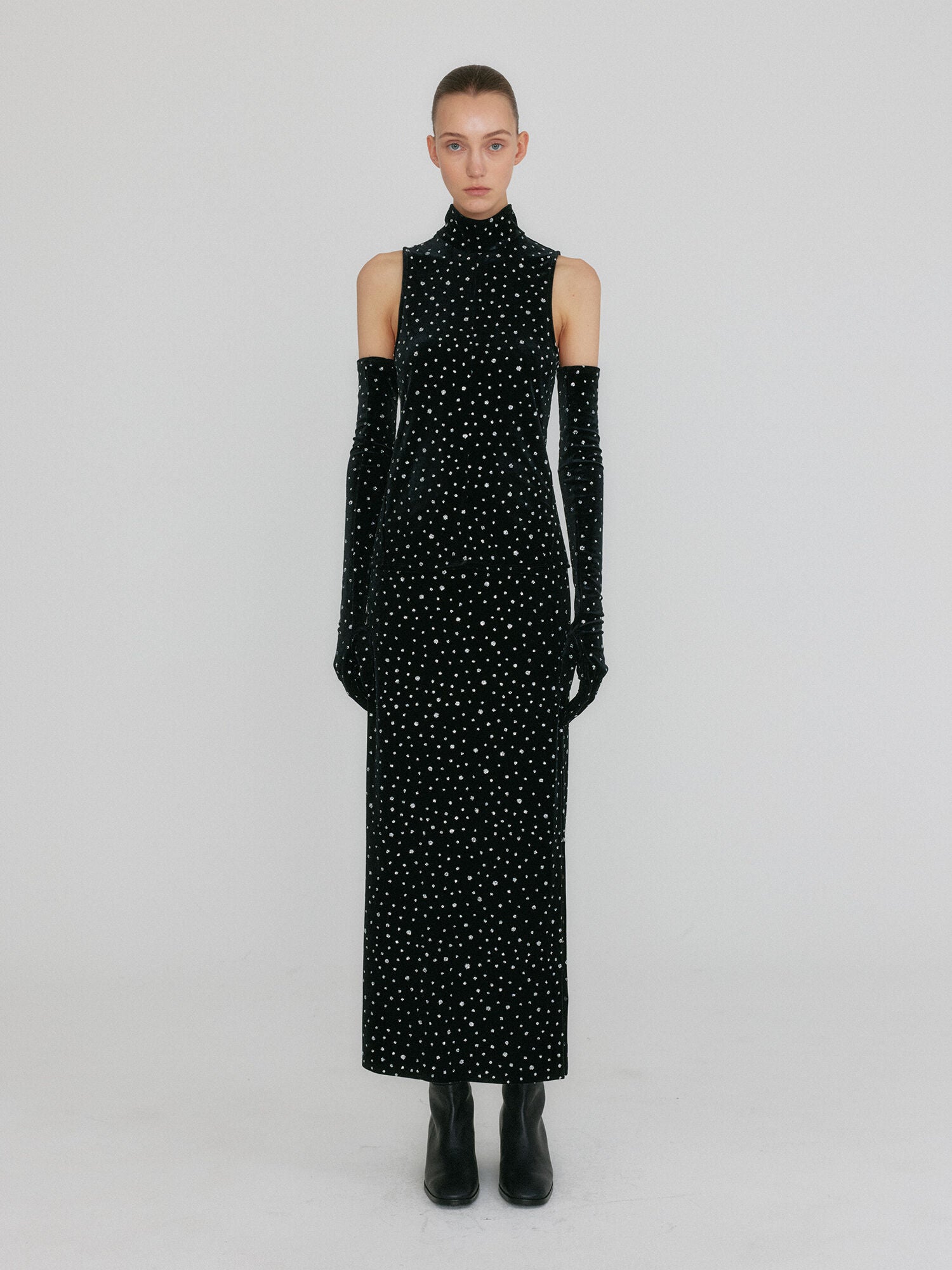 EENK ZACQLIN Straight Skirt - Jazzy Black
