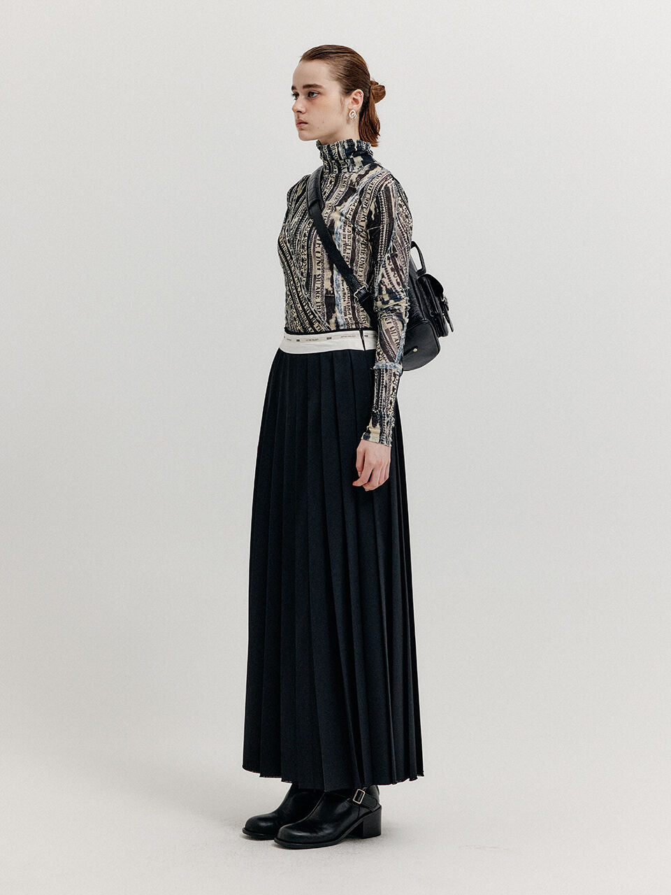 EENK EENK XOL Paneled Turtleneck Top - Black/Beige