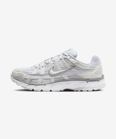 NIKE Sneakers P-6000 W - Size