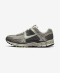 NIKE Nike Sneakers Cobblestone