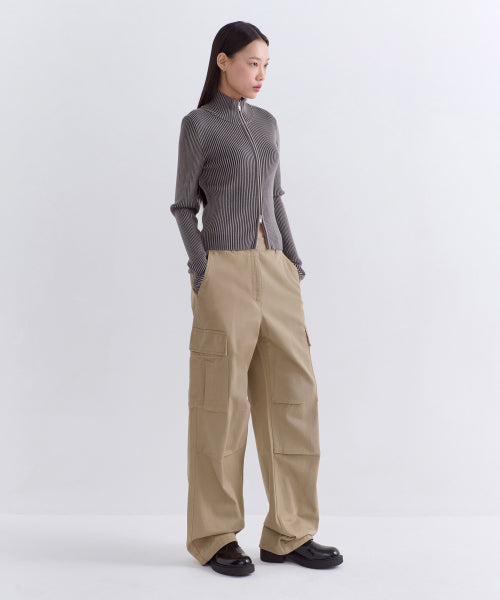 MUSINSA STANDARD WOMAN MUSINSA STANDARD WOMAN Women's Fleece Wide Cargo Pants (Beige)