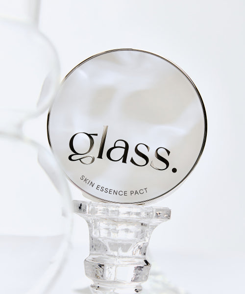 AGE 20'S AGE 20'S Glass Skin Essence Pact Glow
