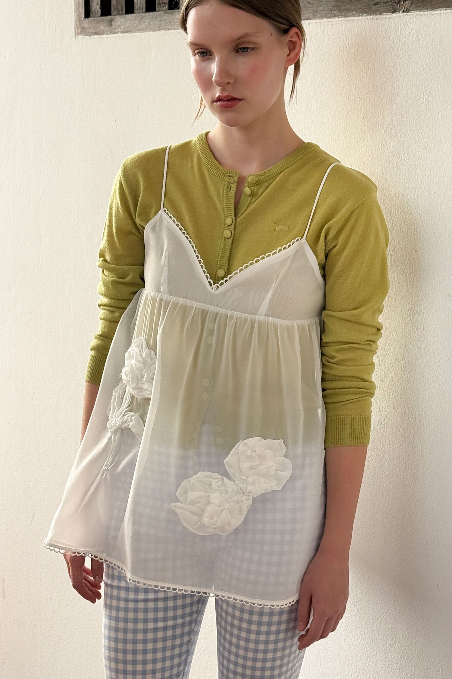 SINOON Flower Sheer Sleeveless (White)