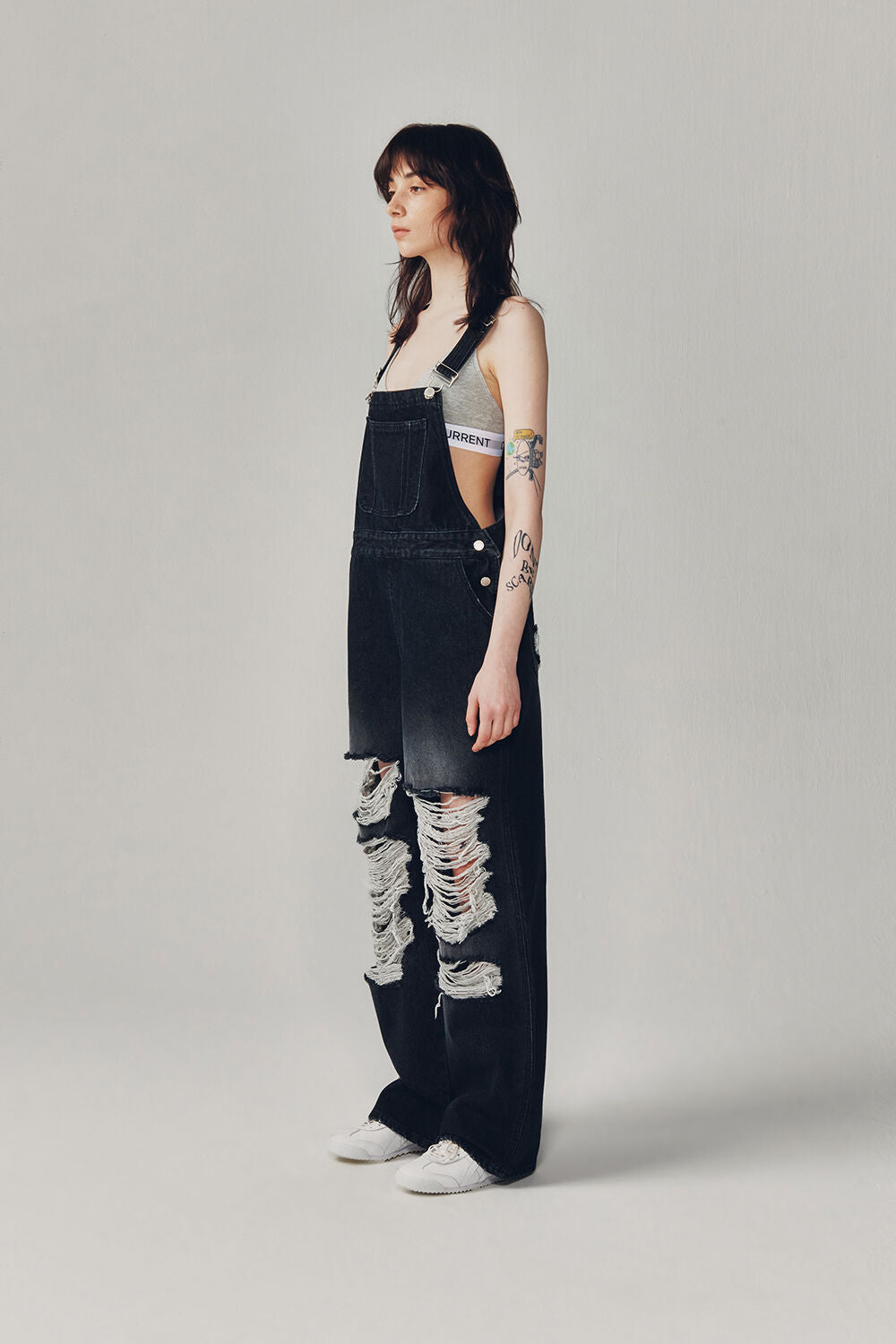 CURRENT VINTAGE DISTRESSED DENIM OVERALLS [BLACK]