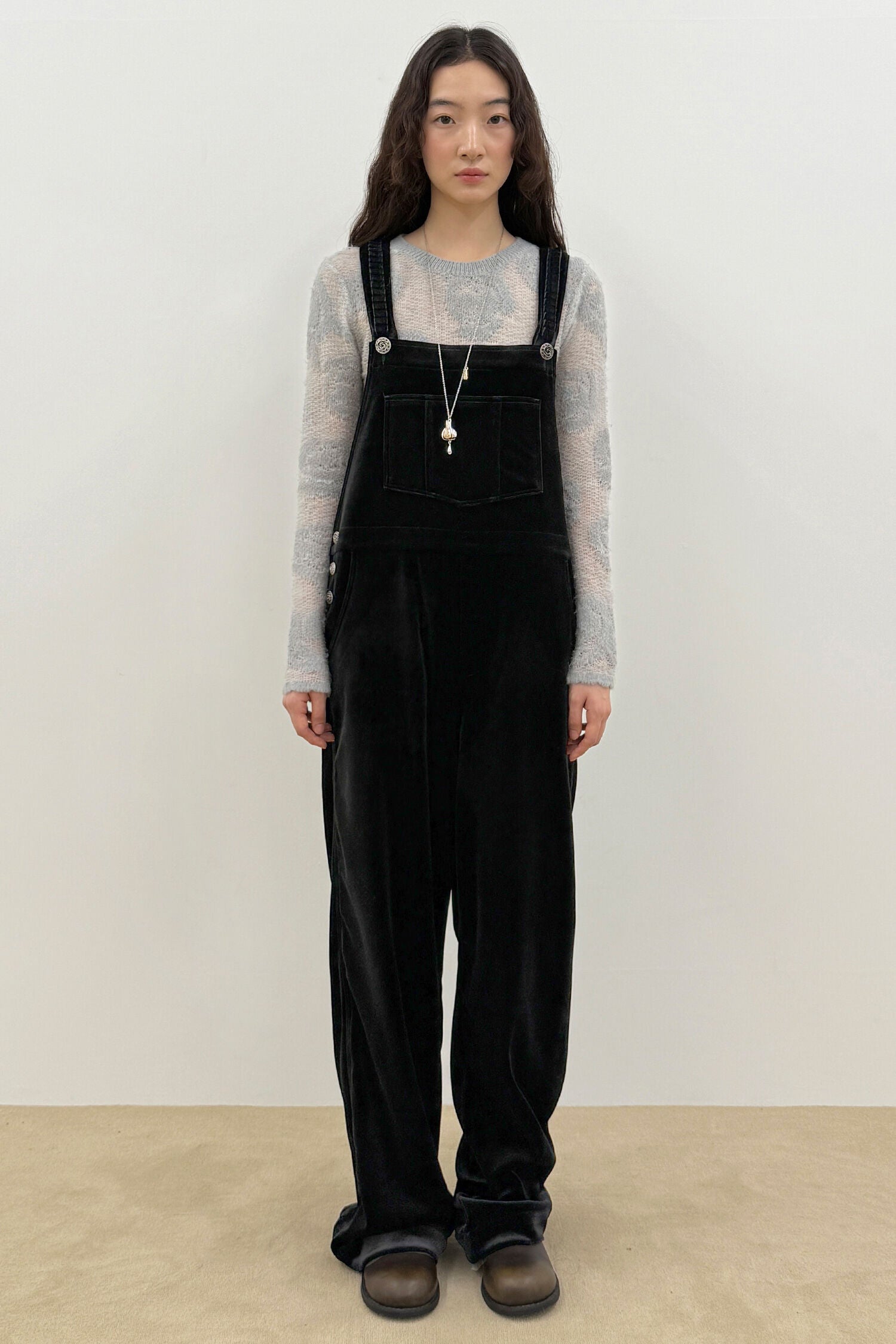 SINOON SINOON Vintage Rose Velvet Overall (Black)