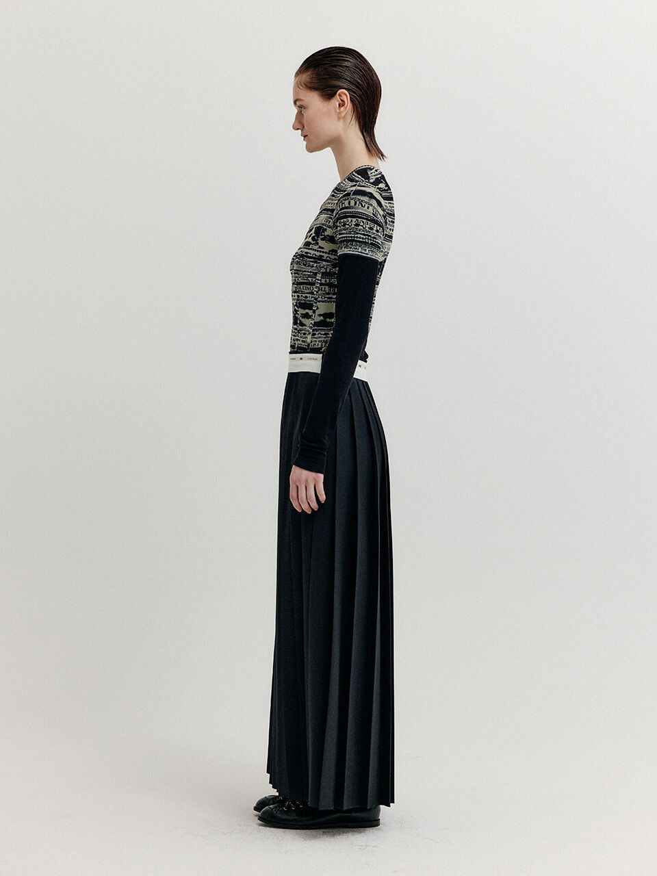 EENK EENK XOVEL Pleated Maxi Skirt - Black