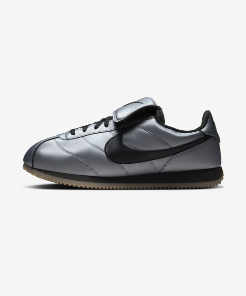 NIKE NIKE Sneakers Metallic Cool Gray
