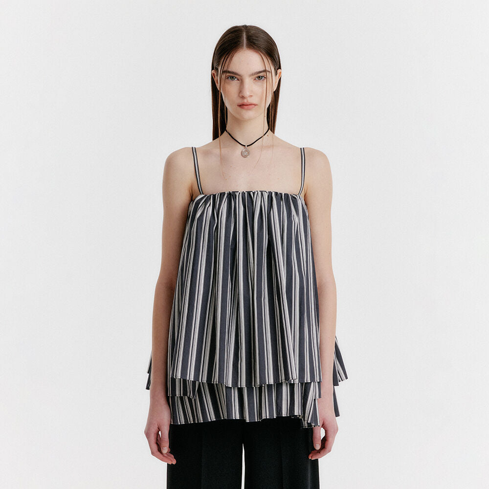 EENK YAEL Lace-printed Volume Top - Black