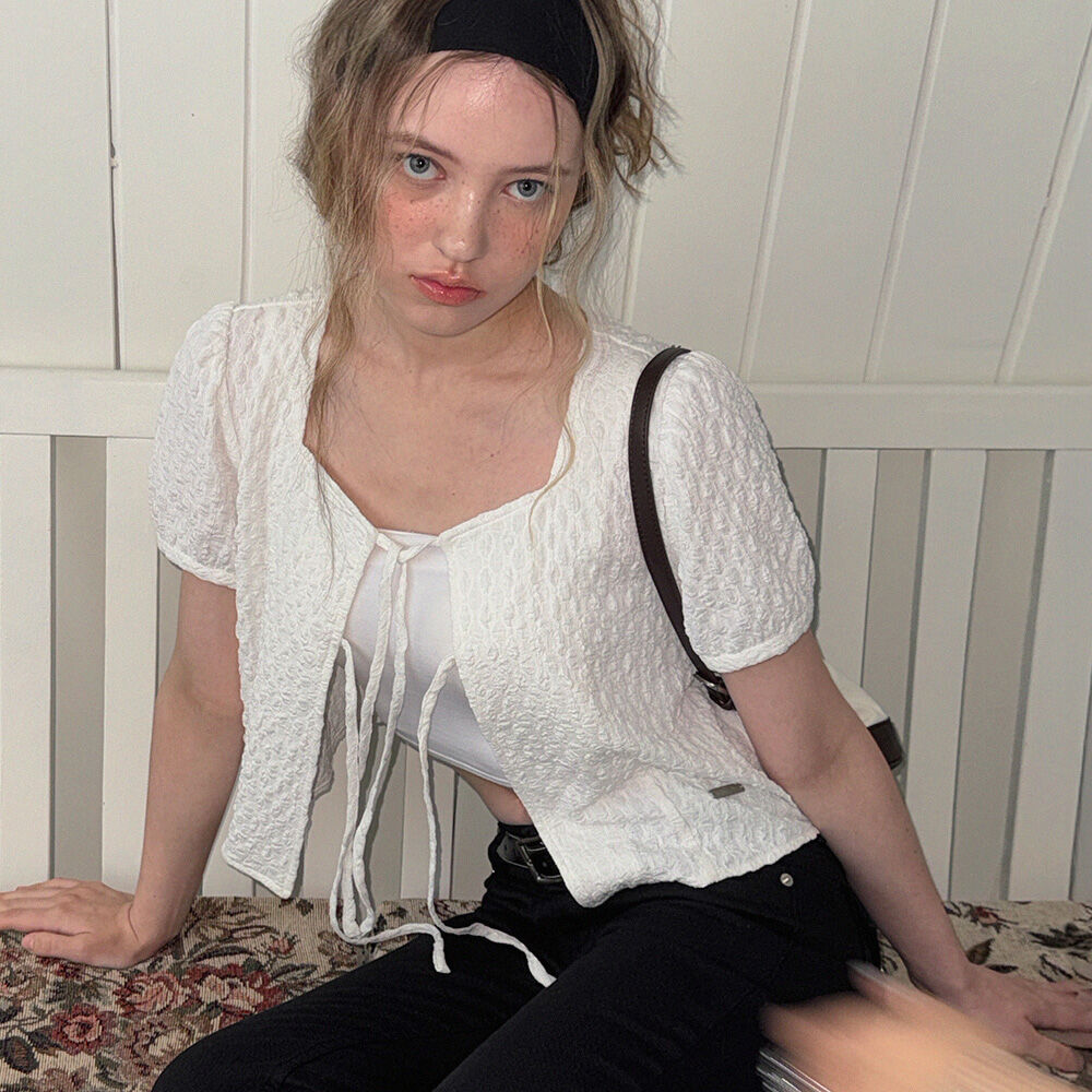 TWEE Lunit Wrinkle Strap Short Sleeve Blouse