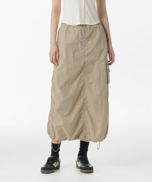 MUSINSA STANDARD WOMAN MUSINSA STANDARD WOMAN Nylon Parachute Skirt [Light Beige]