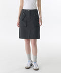 MUSINSA STANDARD WOMAN MUSINSA STANDARD WOMAN Cargo Knee Length Skirt (Dark Gray)