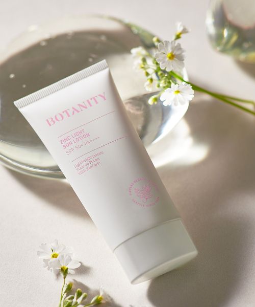 botanity Zinc Light Sun Lotion 50ml SPF 50+ PA++++ / Natural Tone-Up Sun Cream