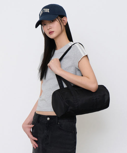 MUSINSA STANDARD WOMAN MUSINSA STANDARD WOMAN Nylon Cylinder Bag Black