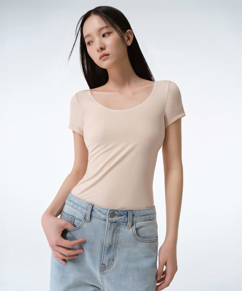 MUSINSA STANDARD WOMAN MUSINSA STANDARD WOMAN Women’s Scoop Neck Undershirt Light Beige