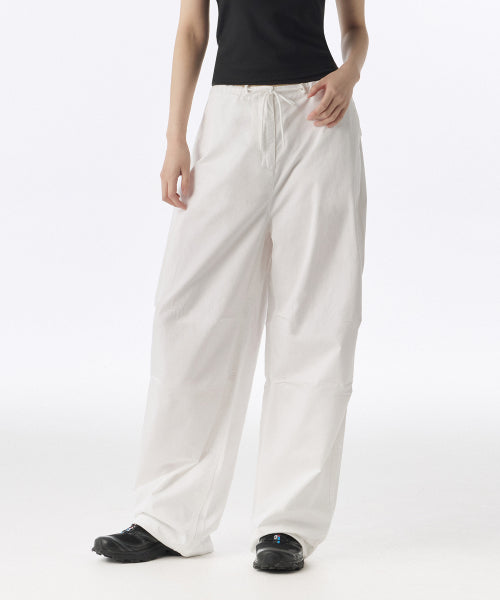 MUSINSA STANDARD WOMAN MUSINSA STANDARD WOMAN Women's Cotton Parachute Pants [White]