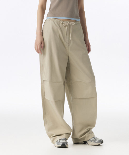 MUSINSA STANDARD WOMAN MUSINSA STANDARD WOMAN Women's Cotton Parachute Pants Light Beige