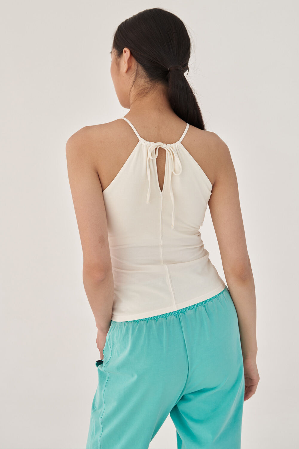 OZEZ OZTI4008 Keyhole Halter Neck Camisole - Ivory
