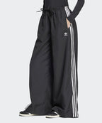 ADIDAS ADIDAS Oversized Track Pants - Black
