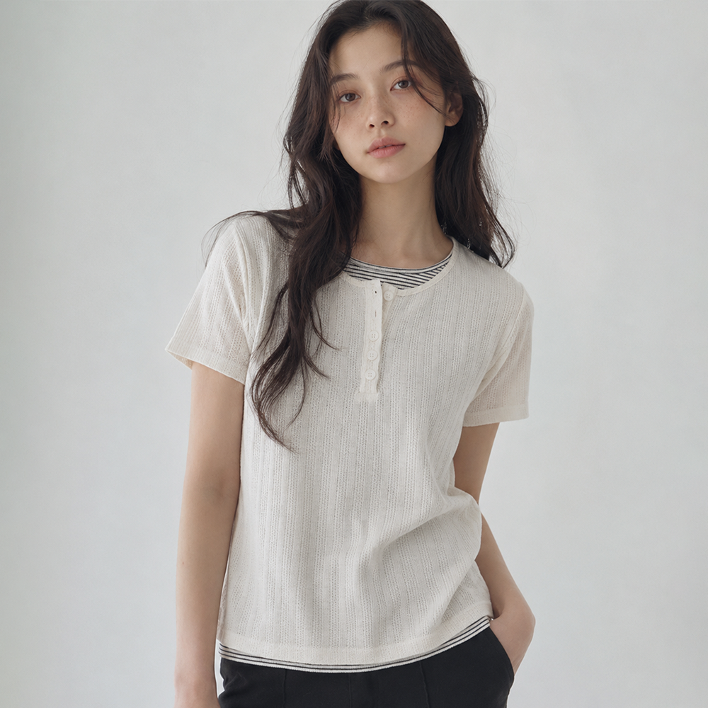 SAYUU Soft layered henley neck short sleeve tee cream