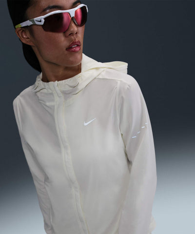 NIKE Packable Running Jacket Women - Size M