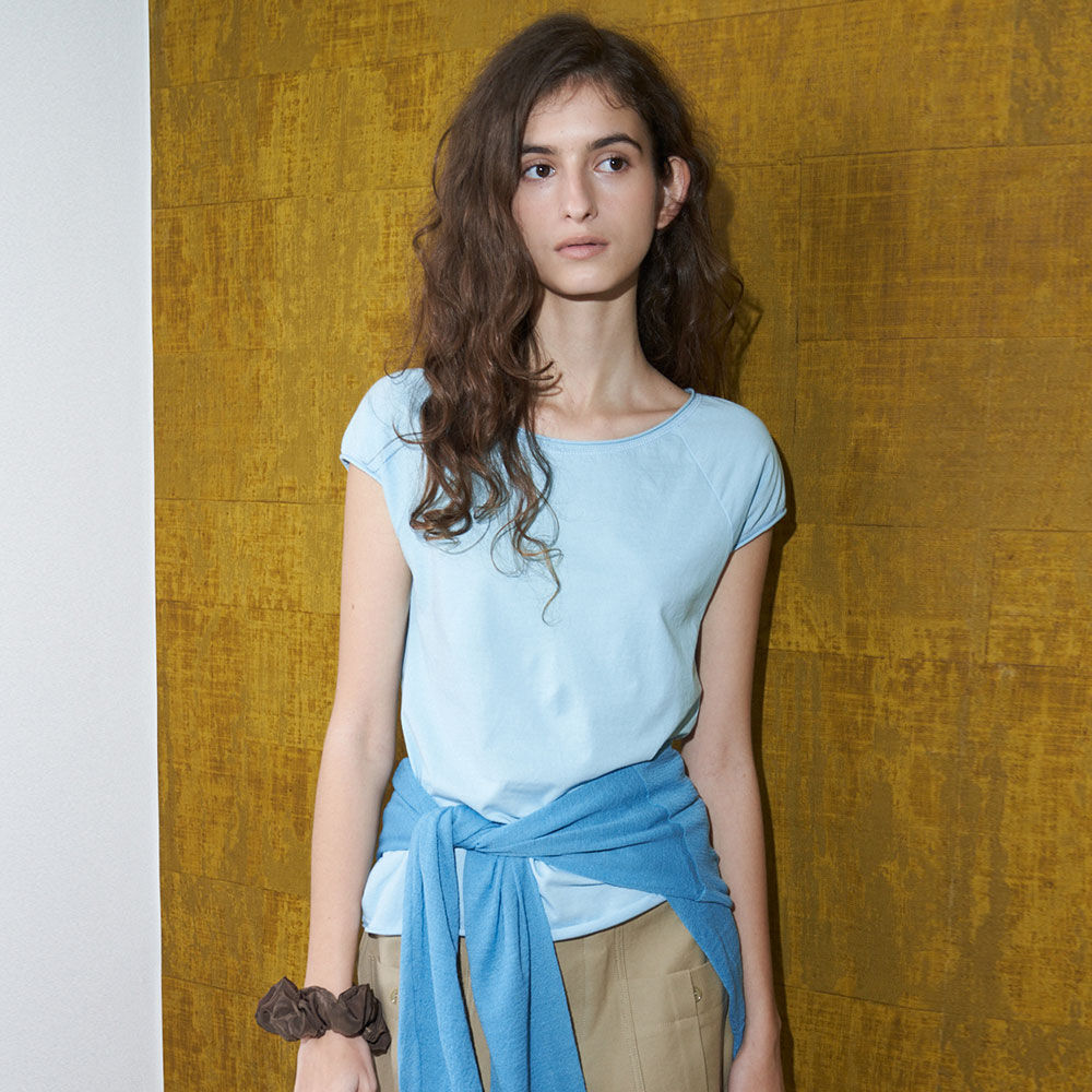 THE RYE Round Neck Cap Sleeve T-Shirt(Light Blue)