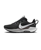 NIKE Nike Pegasus Trail 5 W - Size 8