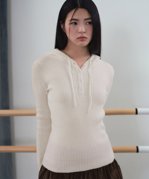 MUSINSA STANDARD WOMAN MUSINSA STANDARD WOMAN Women's Soft Boucle Slim Hooded Knit [Ivory]