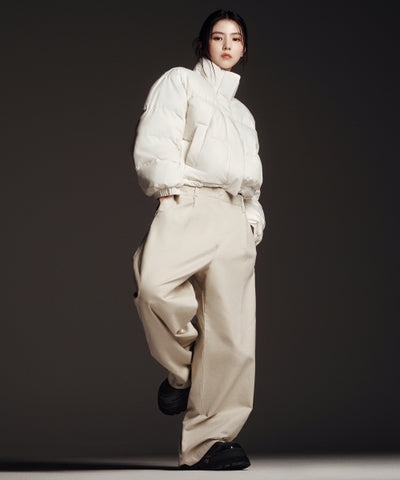 MUSINSA STANDARD WOMAN Women's Deep Tuck Extra Wide Chino Pants (Cream)