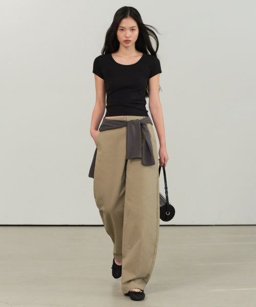 MUSINSA STANDARD WOMAN MUSINSA STANDARD WOMAN Women's Curved Chino Pants Beige