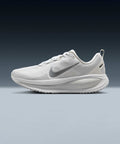 NIKE Nike Vomero 18 W - Women's Running Shoes