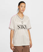 NIKE NIKE T-Shirt V-neck