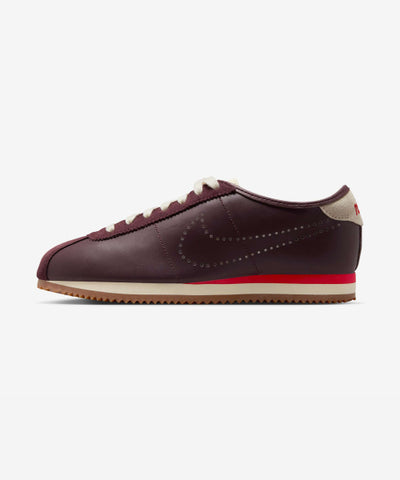 NIKE Cortez Sneakers Women - Burgundy Crush