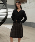 MUSINSA STANDARD WOMAN MUSINSA STANDARD WOMAN Women's Buckle Pleated Check Knee Length Skirt [Gray]