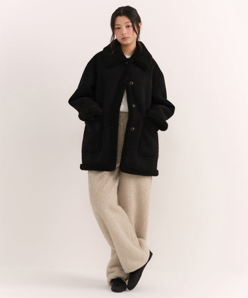 MUSINSA STANDARD WOMAN MUSINSA STANDARD WOMAN Reversible Synthetic Suede Shearling Half Coat (Size M)