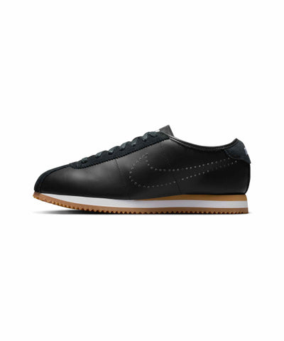 NIKE Sneakers Women - Black: Gum Light Brown: White