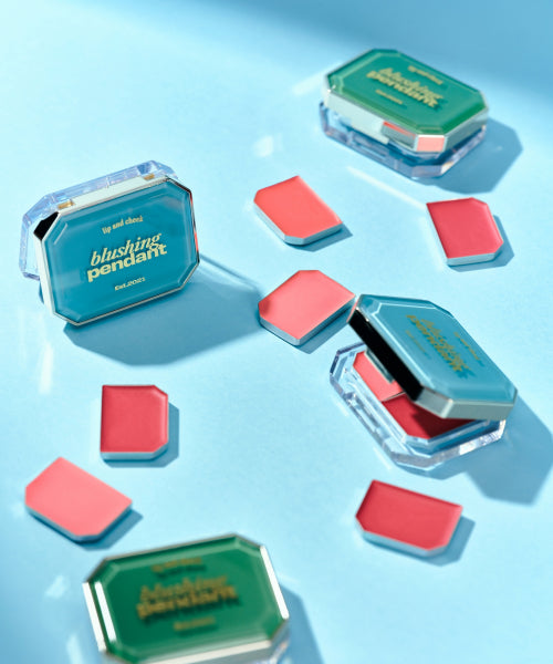 ALTERNATIVE STEREO ALTERNATIVE STEREO Blushing Pendant Lip Balm Set