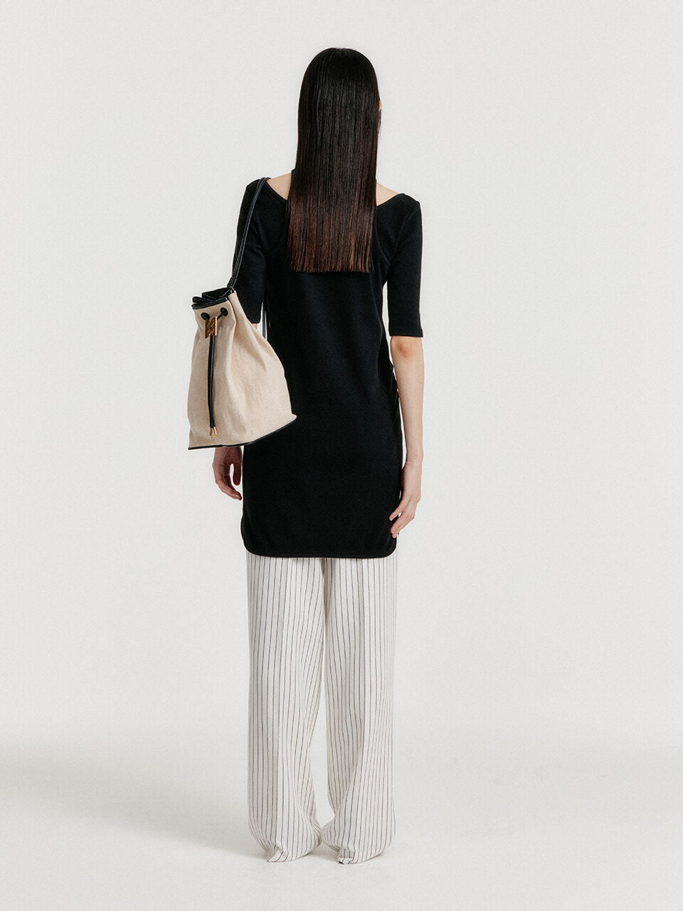 EENK YENDER Half Sleeve Cutout Dress - Black