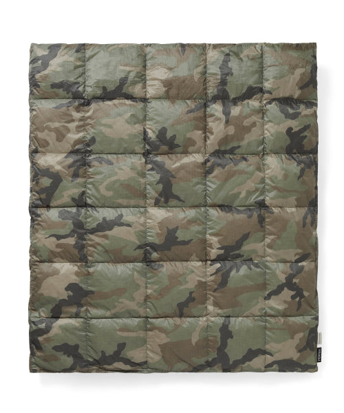 THISISNEVERTHAT THISISNEVERTHAT PERTEX Down Blanket Camo