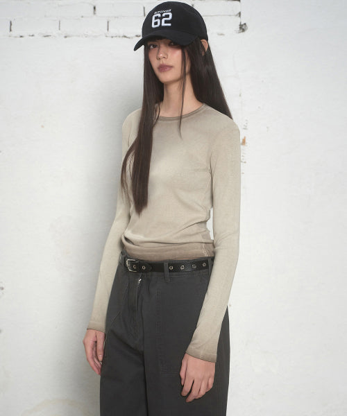 MUSINSA STANDARD WOMAN MUSINSA STANDARD WOMAN T-Shirt Slim Crew Neck Long Sleeve [Greyish Beige]