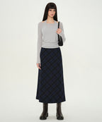 MUSINSA STANDARD WOMAN MUSINSA STANDARD WOMAN Ombre Check Maxi Skirt (Navy)