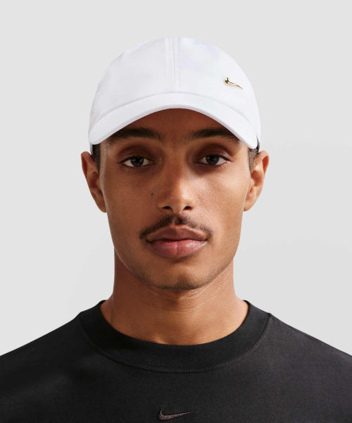NIKE NIKE Dri Fit Club Unstructured Metal Swoosh Cap - Size
