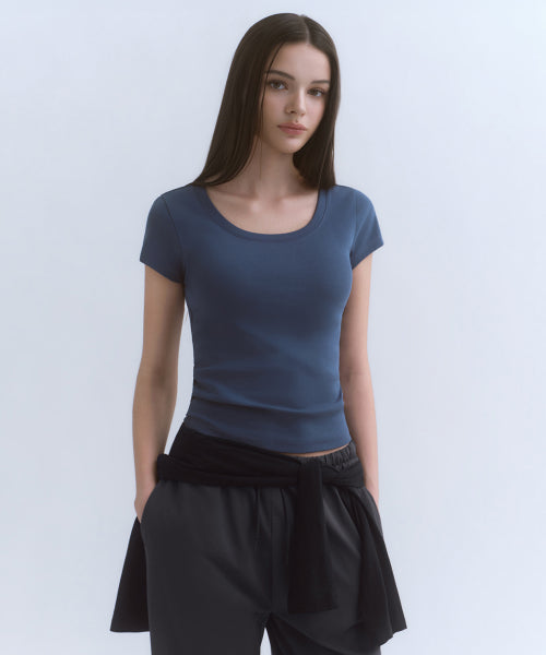 MUSINSA STANDARD WOMAN MUSINSA STANDARD WOMAN T-Shirt Slim Scoop Neck